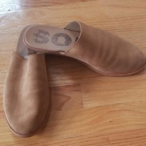 Sorel slip ons, lightly used